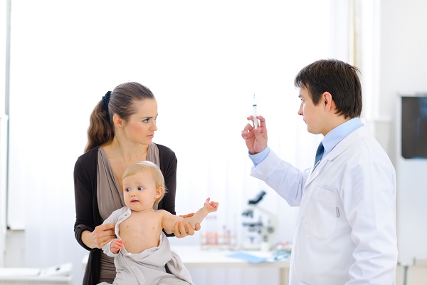 Vaccini obbligatori: approvata legge, ecco cosa cambia